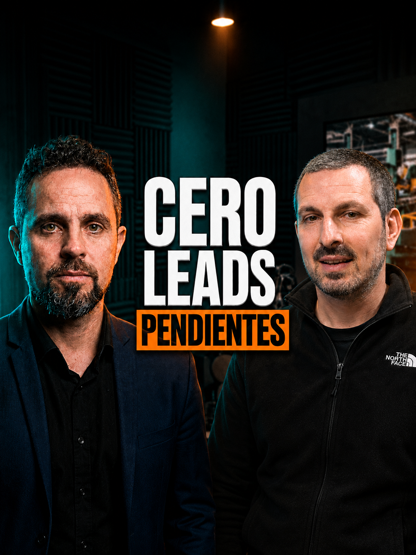 Pocho Costa junto al empresario entrevistado, con el texto Cero leads pendientes